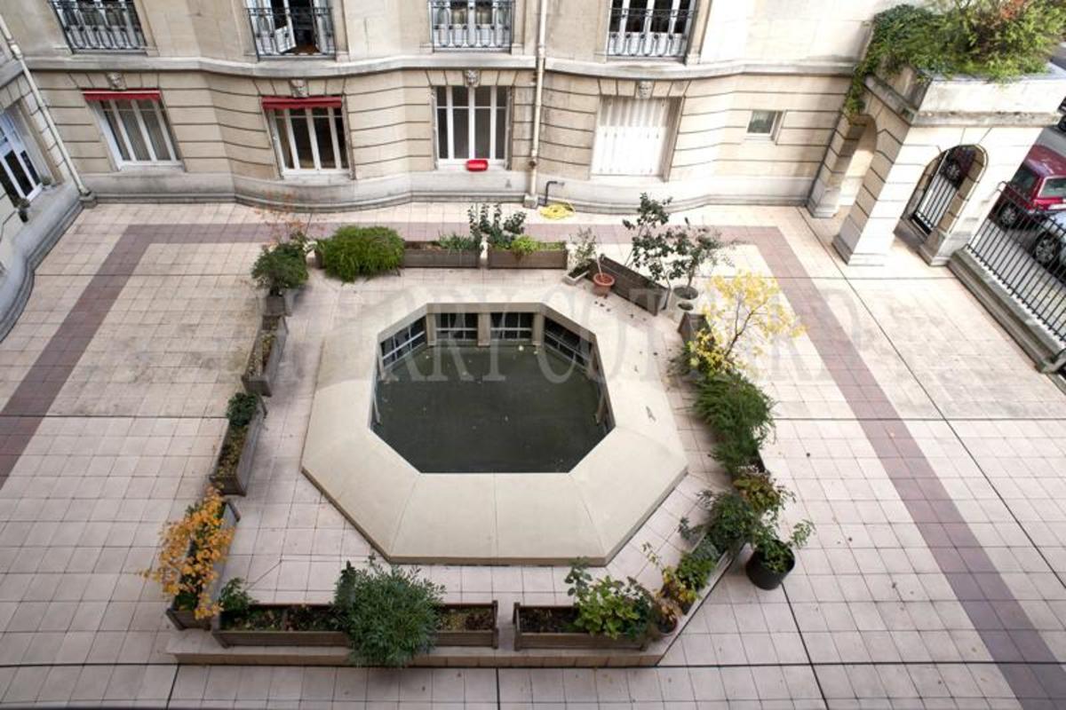 L2005B_Cour intérieure